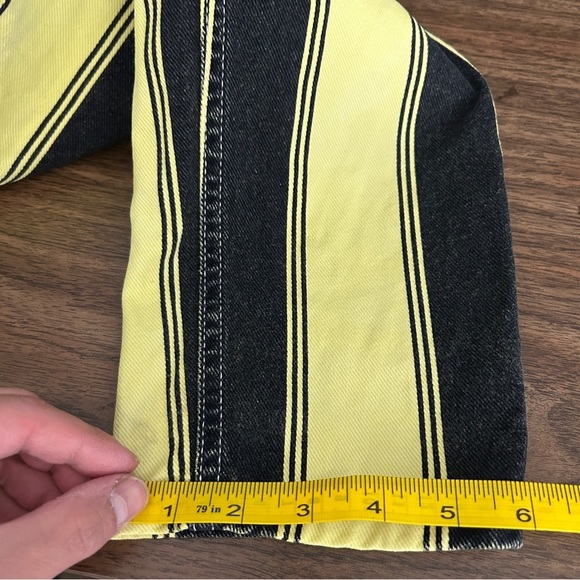 💕BDG Yellow and Black Striped Women's mom Jeans 27x30 - Picture 13 of 13